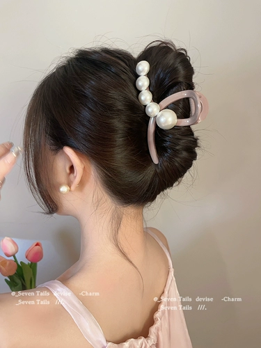 Брендовая заколка-крабик из жемчуга, большая заколка для волос, универсальная акула, простой и элегантный дизайн, коллекция 2023