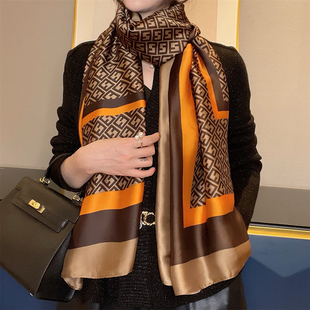 2024新款丝巾高级感披肩今年流行爆款围巾冬季洋气时尚女春秋百搭