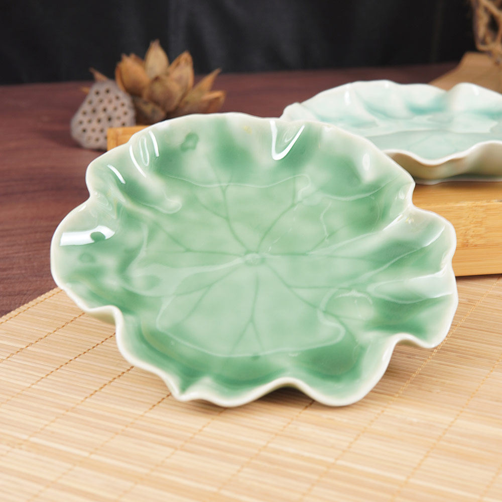 云间青瓷龙泉窑情归荷处梅子青壶承荷叶手工刻绘不规则果盘,餐饮具,功夫茶具,淘宝优惠券,粉丝福利购,淘宝优惠卷
