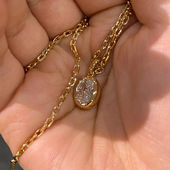 金色爆闪椭圆鸽子蛋项链轻奢精致闪钻锆石锁骨链