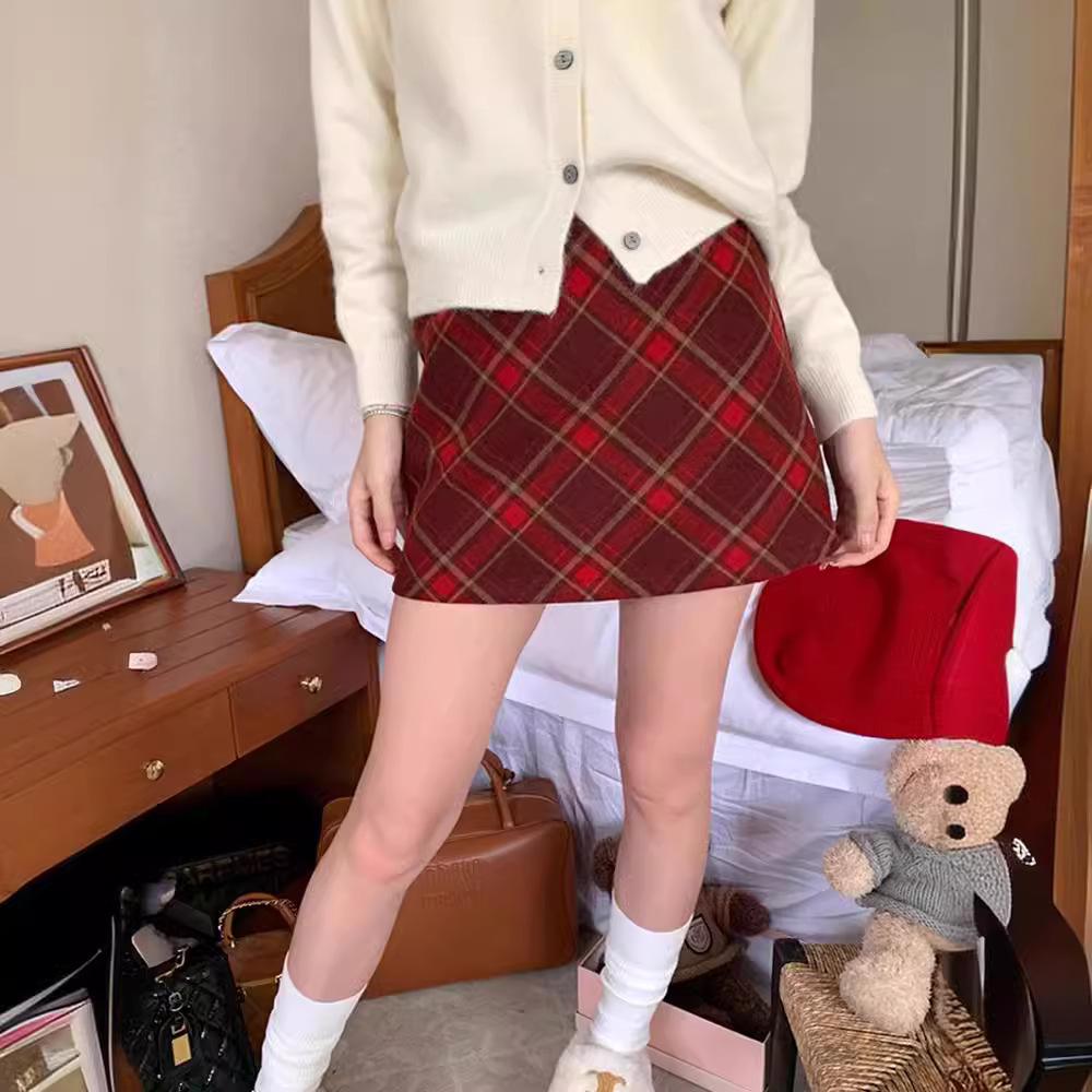 小个子格子半身裙女春秋季新款红色毛呢包臀裙A字裙短裙裙子纹棕