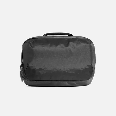 Aer单肩斜挎包中国代工正品