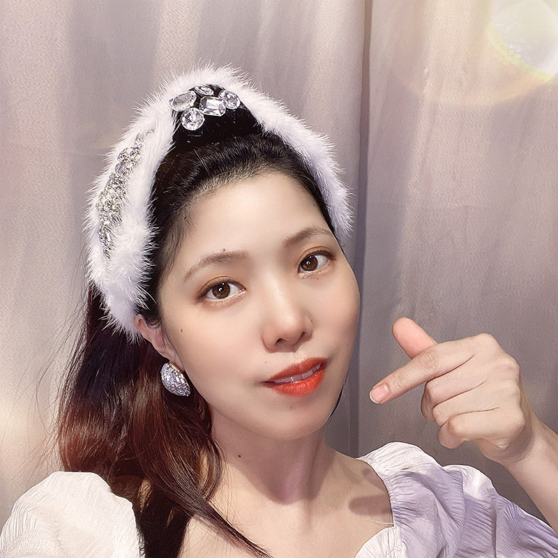 原创新款发饰白色水貂毛打结发箍