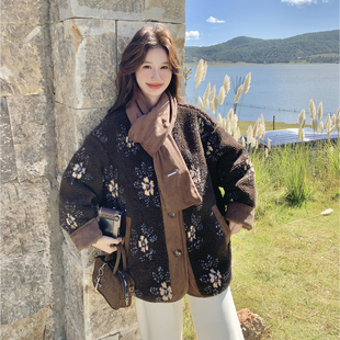 P215 2366 皮毛一体外套配围巾2C115 K328 首发新款