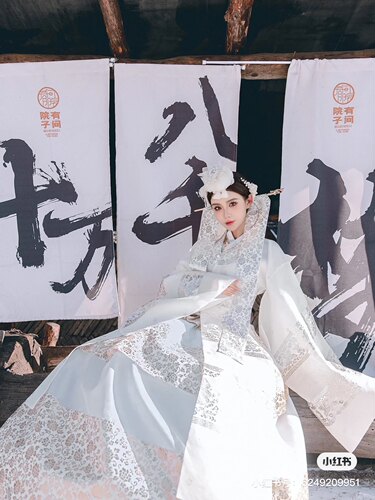 【出租】延吉朝鲜服写真服韩服朝鲜族公主旅拍服装出租