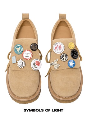 SYMBOLS OF LIGHT 翻盖徽章休闲皮鞋 德比牛皮反绒厚底低帮大黄靴