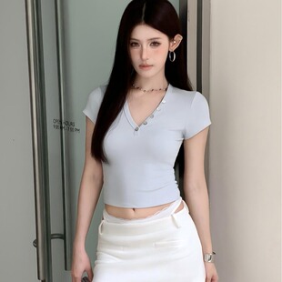 夏季 短款 美式 显瘦短袖 上衣女T恤 辣妹正肩V领露脐贝壳扣修身 基础款