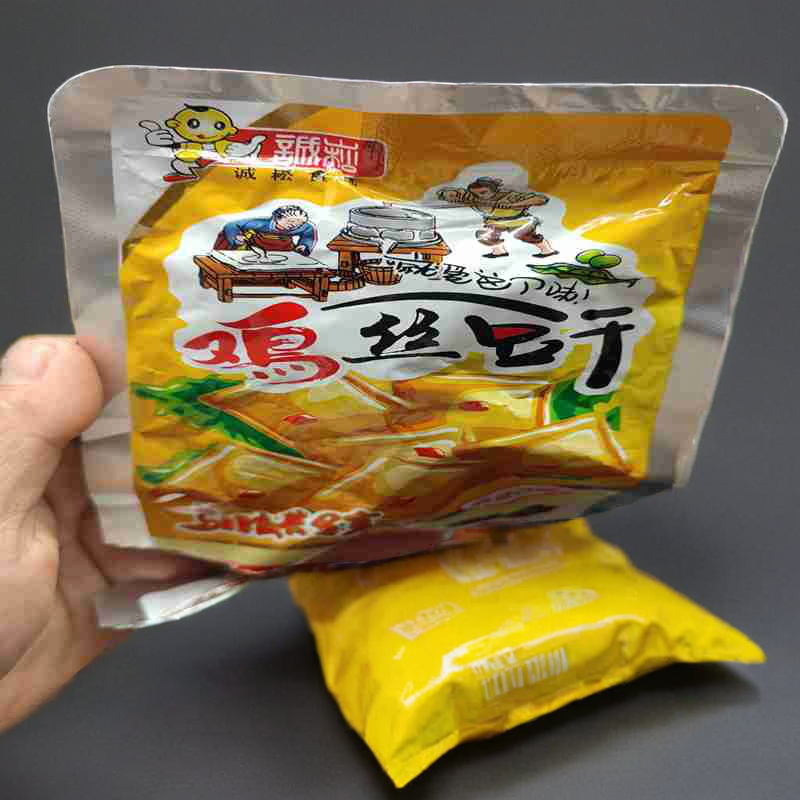 香锅味云南诚崧食品川渝风味泡椒竹笋鸡辣子鸡鸡丝豆干休闲小零食