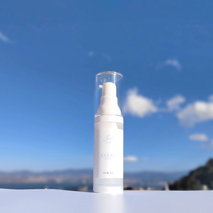 轻透素颜霜裸妆打底质感轻盈比隔离轻