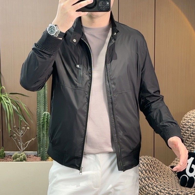 潮牌轻奢高端新款男士帅气休闲简约潮流商务百搭立领纯色夹克外套