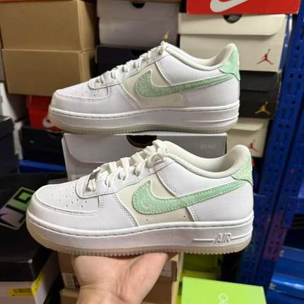 Nike/耐克Air Force 1Low "Easter"防滑减震女低帮板鞋FJ7706-131