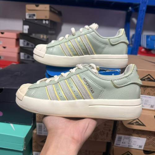 女鞋经典贝壳头板鞋ID2556