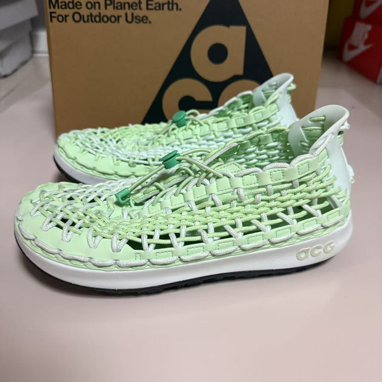 Nike耐克男鞋2024夏季新款舒适百搭运动软弹竞速跑步鞋FN5202-300