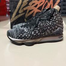 NIKE LEBRON XVII LBJ詹姆斯17代篮球鞋 BQ3178-004-002 BQ5594