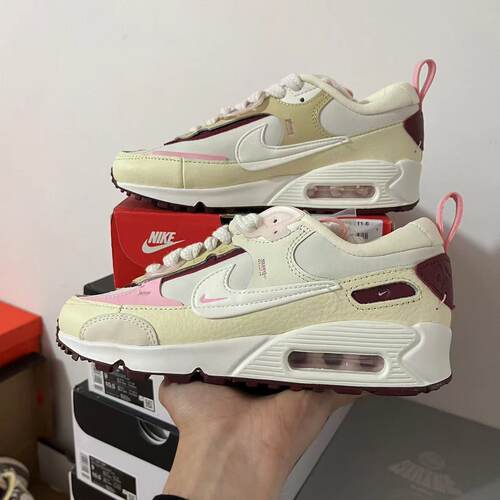 NIKE耐克AIR MAX 90复古老爹鞋女情人节气垫减震休闲鞋FD4615-111