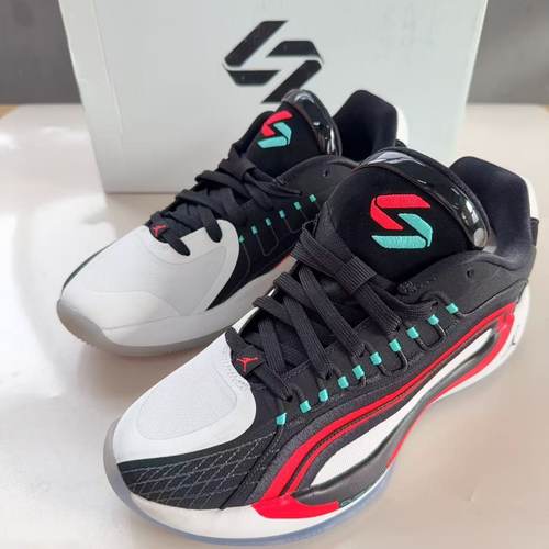 耐克 Jordan Luka 4儿童四代低帮运动实战篮球鞋HJ5225-001