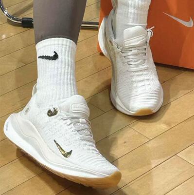 Nike reactx infinity 4 减震防滑耐磨低帮休闲跑步鞋DR2670-013
