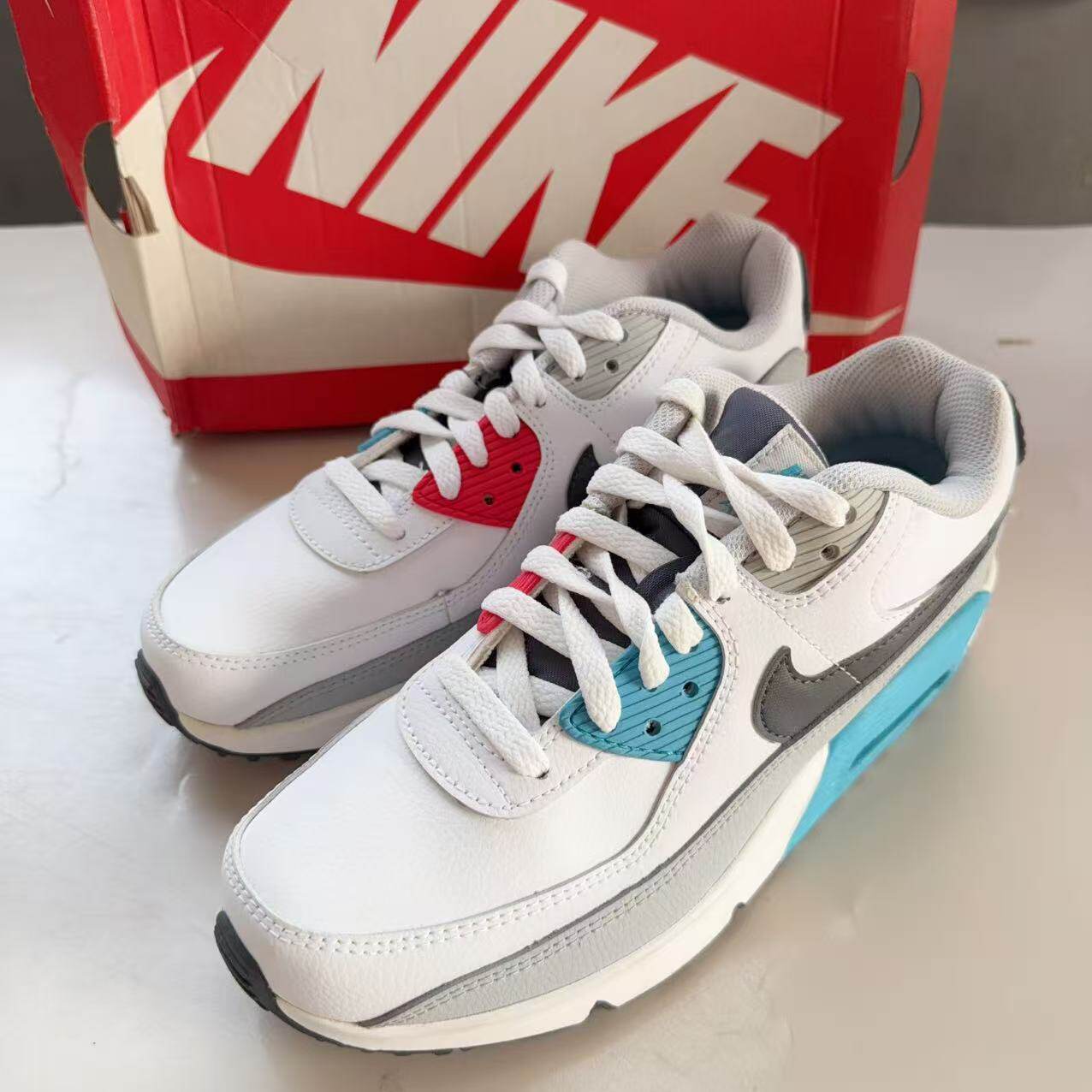 Nike/耐克 AIR MAX 90 LTR GS女子气垫运动休闲跑步鞋 CD6864-108
