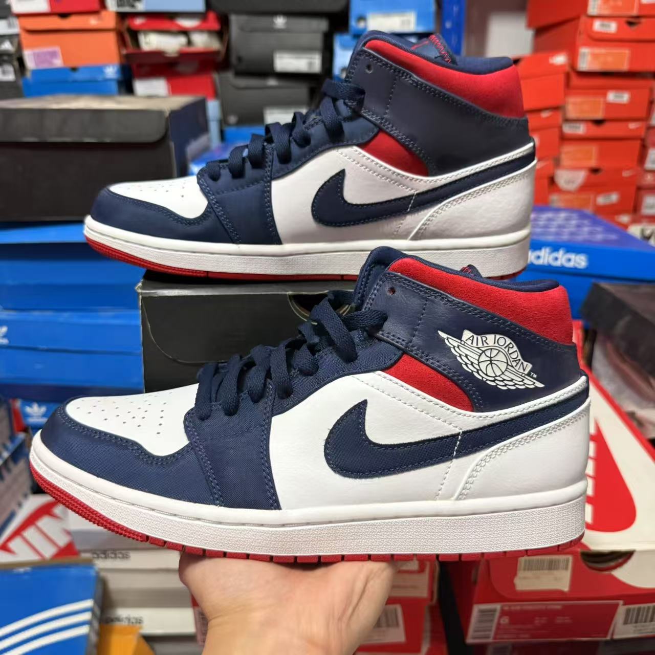 Air Jordan 1 AJ1 Mid 中帮白蓝黄绿橙色美国队篮球鞋 852542-104