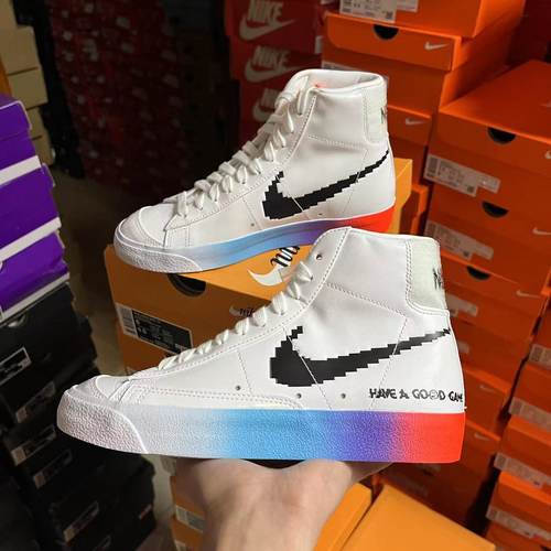 耐克Nike BLAZER MID '77 电玩开拓者反光夜光女子板鞋DC3281-101