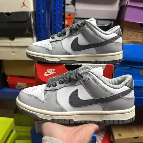 Nike\耐克Dunk Low 白灰 低帮 复古休闲运动板鞋 DD1503-117