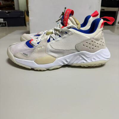 Nike/耐克 AIR JORDAN DELTA 女子缓震运动篮球鞋CT1003-102
