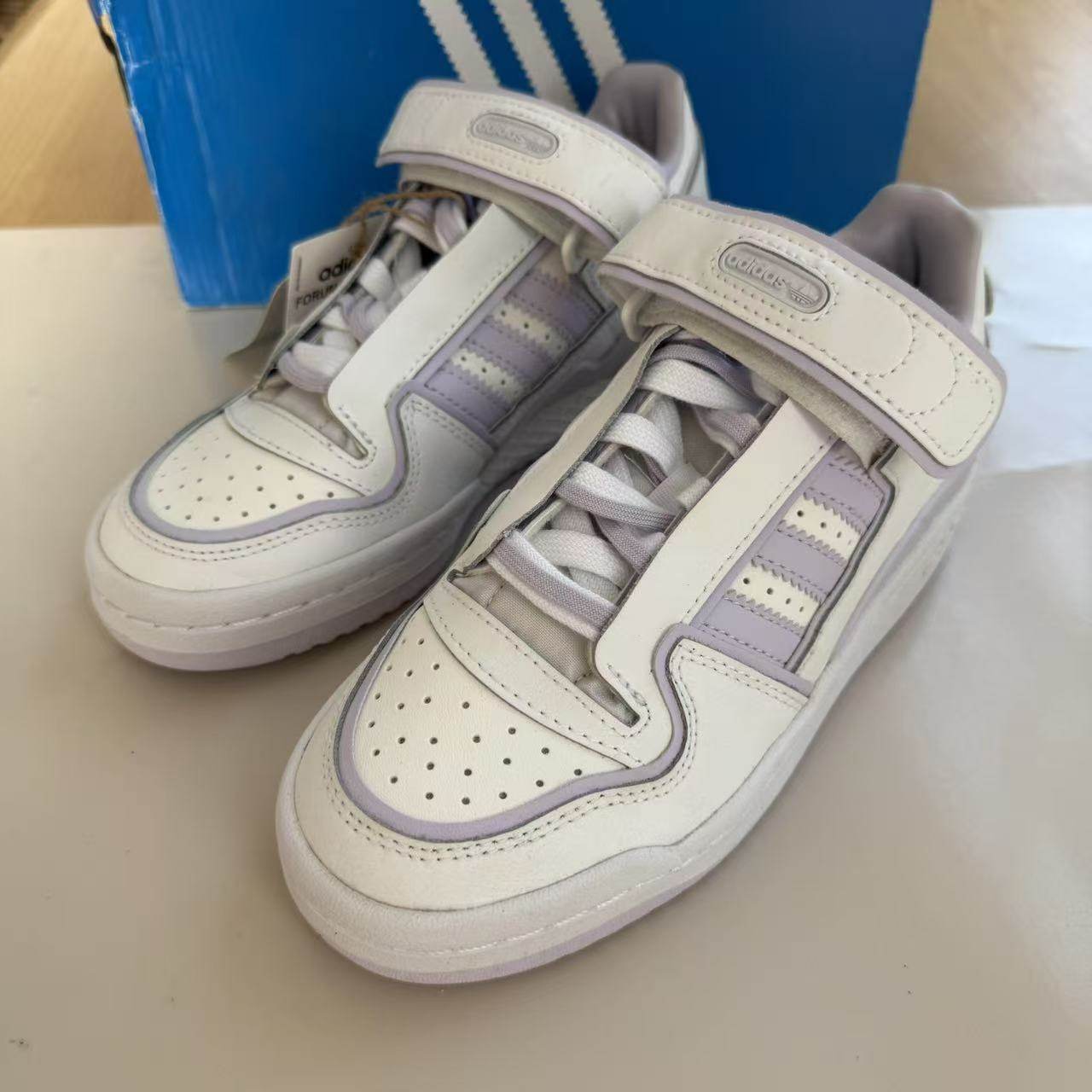 阿迪达斯三叶草女子FORUM LOW魔术贴低帮耐磨运动休闲板鞋 FY3795,运动鞋new,跑步鞋,淘宝优惠券,粉丝福利购,淘宝优惠卷