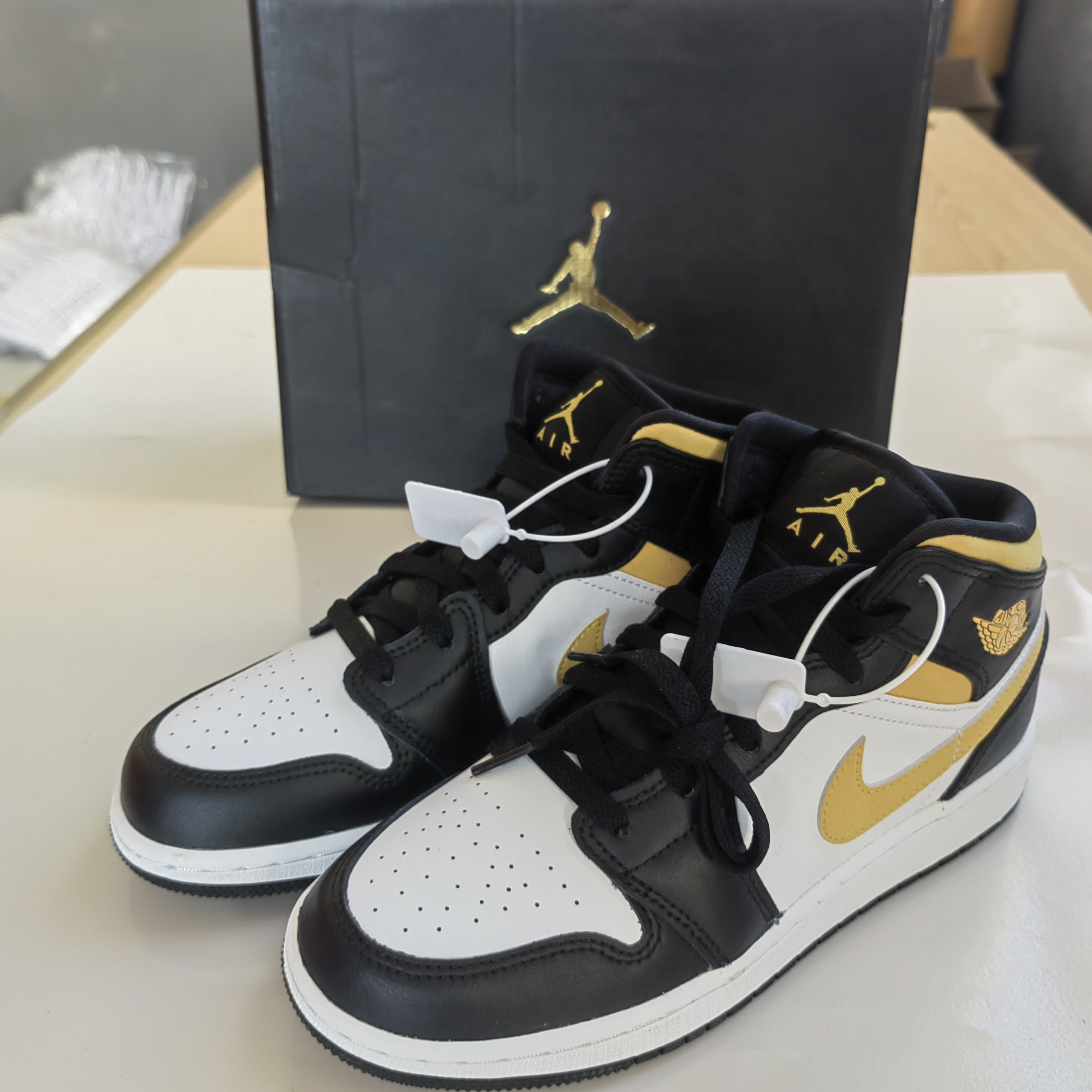 Nike/耐克正品JORDAN GS女子缓震训练篮球鞋554725-177