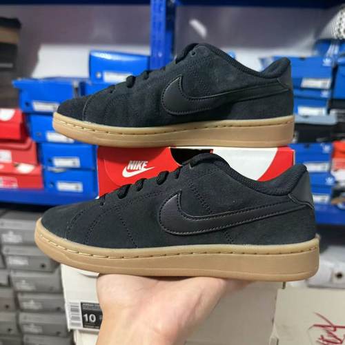 NikeCourtRoyale2女子板鞋