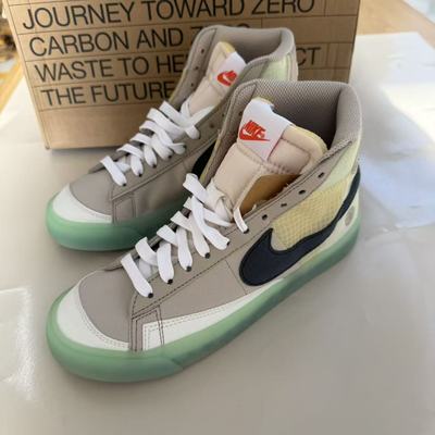 Nike/耐克 开拓者Blazer Mid'77 大童中帮耐磨休闲板鞋DO2699-200