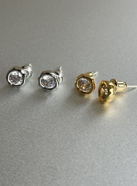 【福利】小闪一下。金银色闪亮透明锆石精致耳钉925银针养耳洞