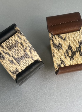 【清仓特价】高级仿皮质感棕黑色蛇纹宽手环复古风格可调设计时髦