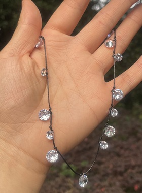 星光闪闪。黑色绳编大小锆石不规则项链精致时髦叠戴松弛感个性