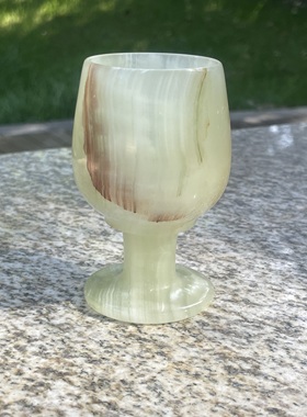 共饮一杯无。天然阿富汗玉简约酒杯造型摆件时髦高级氛围感家居