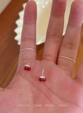 纯银韩国Ins敲小樱桃耳钉 巨可爱~小小红点樱桃耳饰百搭抢镜王