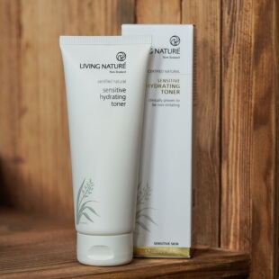 新西兰直邮 LIVING NATURE保湿爽肤乳 敏感油性肌肤适用 补水提拉