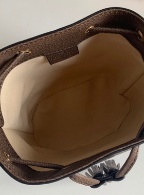 19*16.5*10cm新款小迷你水桶包PVC配皮红绿布女包手袋