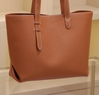 新款棕色真皮手提背包单肩斜挎包时尚手袋女bag handbag