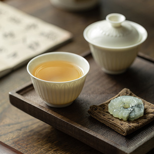 陶瓷功夫茶具品茗杯家用复古主人杯喝茶杯 杏白釉莲瓣纹宽口杯中式