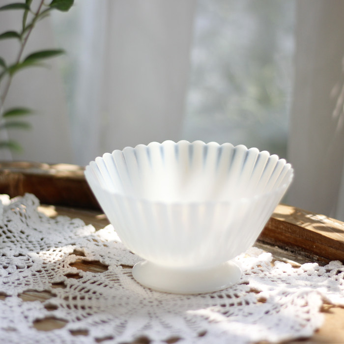 retro Western antiques MACBETH EVANS white Ice cream bowl Dessert Bowl plate Dessert platein the Tableware , Tableware , Fruit bowl/Fruit plate/Hamper  category - from Buy2taobao.com to provide professional Taobao agent buy service