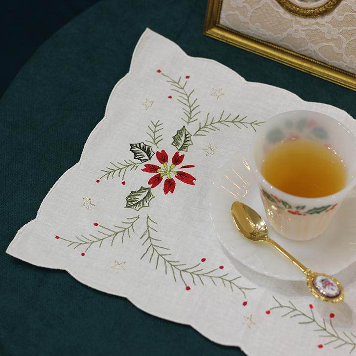 全新欧式外贸复古绣花圣诞餐垫杯垫防尘盖巾冬青叶红果子摄影道具,居家布艺,餐垫,淘宝优惠券,粉丝福利购,淘宝优惠卷