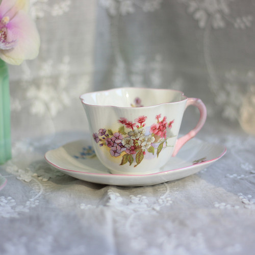Retro中古英国shelley雪莱Dainty花口咖啡杯碟精细骨瓷粉色花礼物
