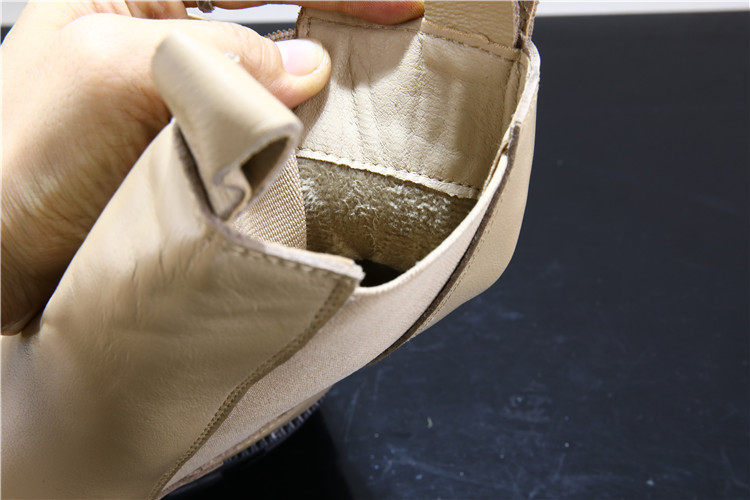 새는 첼시 부츠 굴뚝 부츠 여성화 벨벳 숏부츠 유럽과 미국의 둥근 발가락 소매 캐주얼 신발 따뜻한 면 신발을 픽업하세요