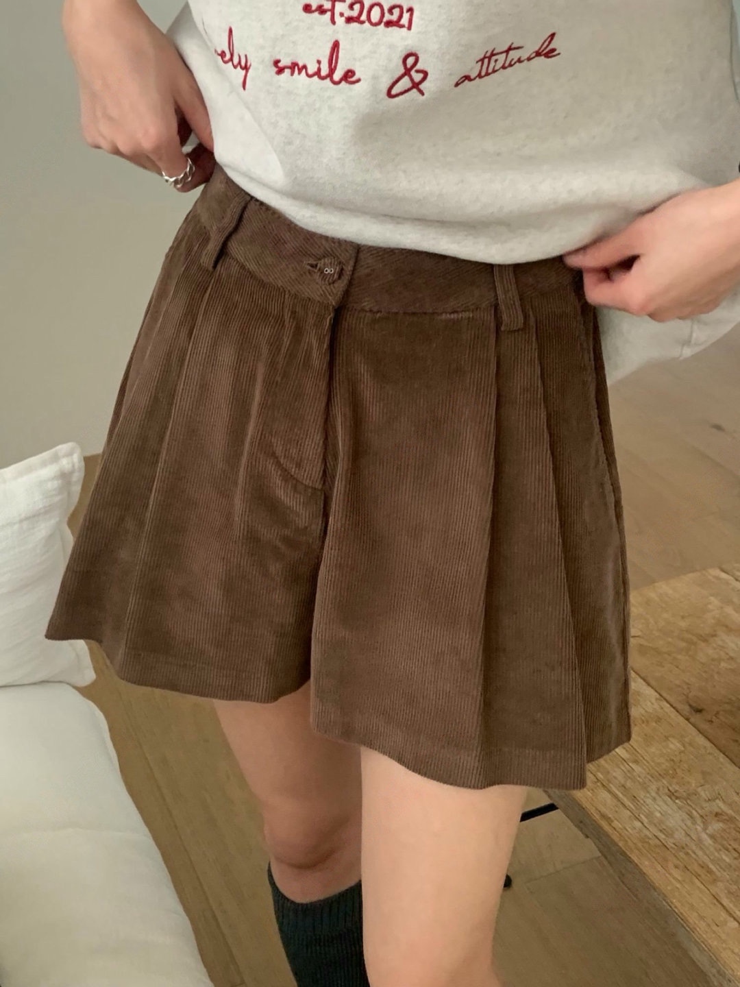 直邮 首尔印象韩代 25fw signature 宽松灯芯绒阔腿休闲短裤女