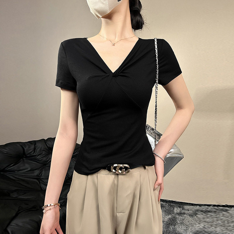 烟灰V领短袖t恤女夏季2026新款纯欲扭结设计感正肩修身体恤上衣潮