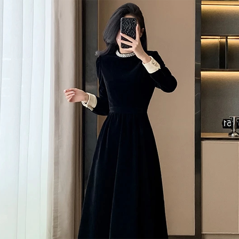 赫本风黑色晚礼服女法式复古优雅气质减龄长袖钉珠丝绒高腰连衣裙
