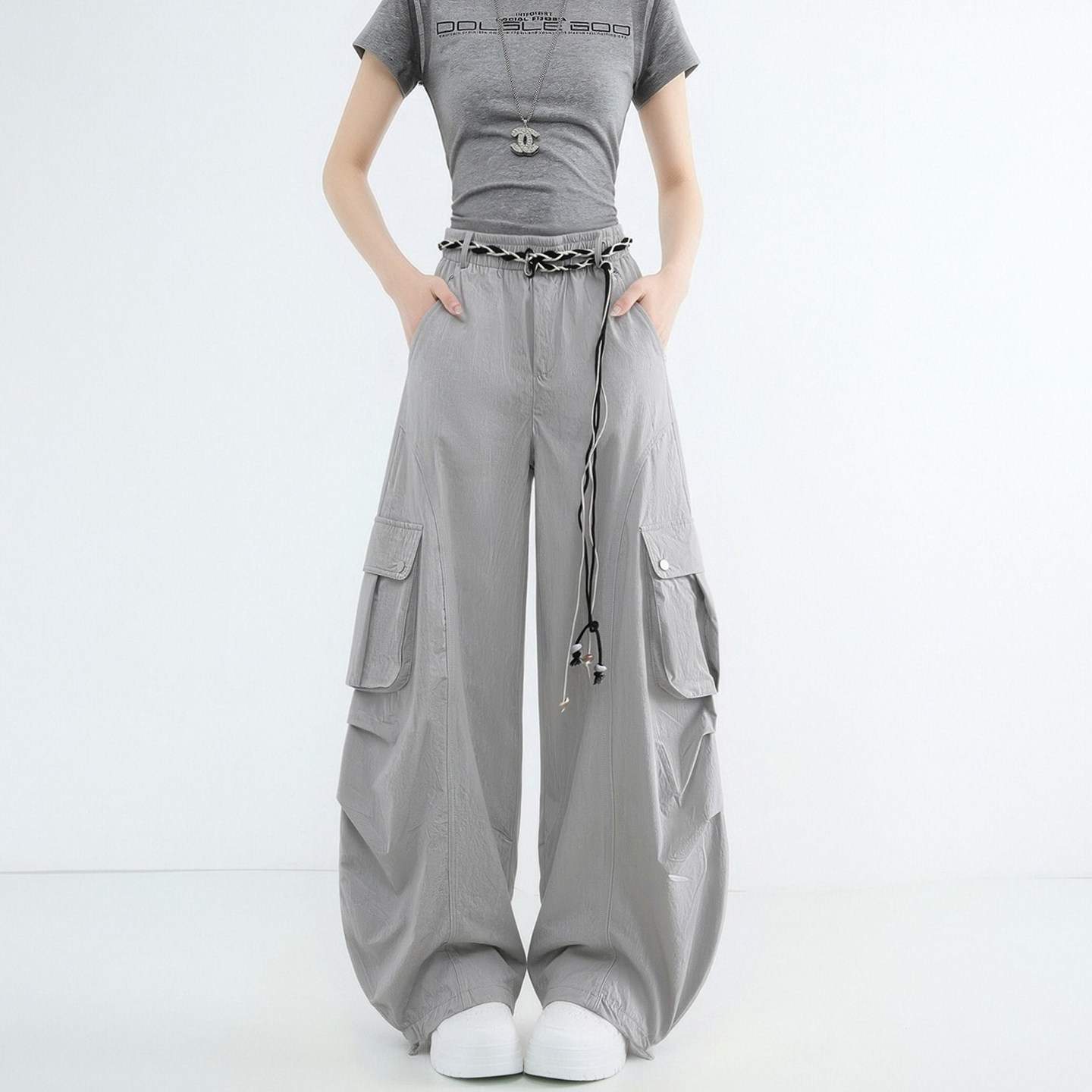 工装风多口袋阔腿裤女2026夏季薄款宽松显瘦高腰垂感休闲裤弯刀裤