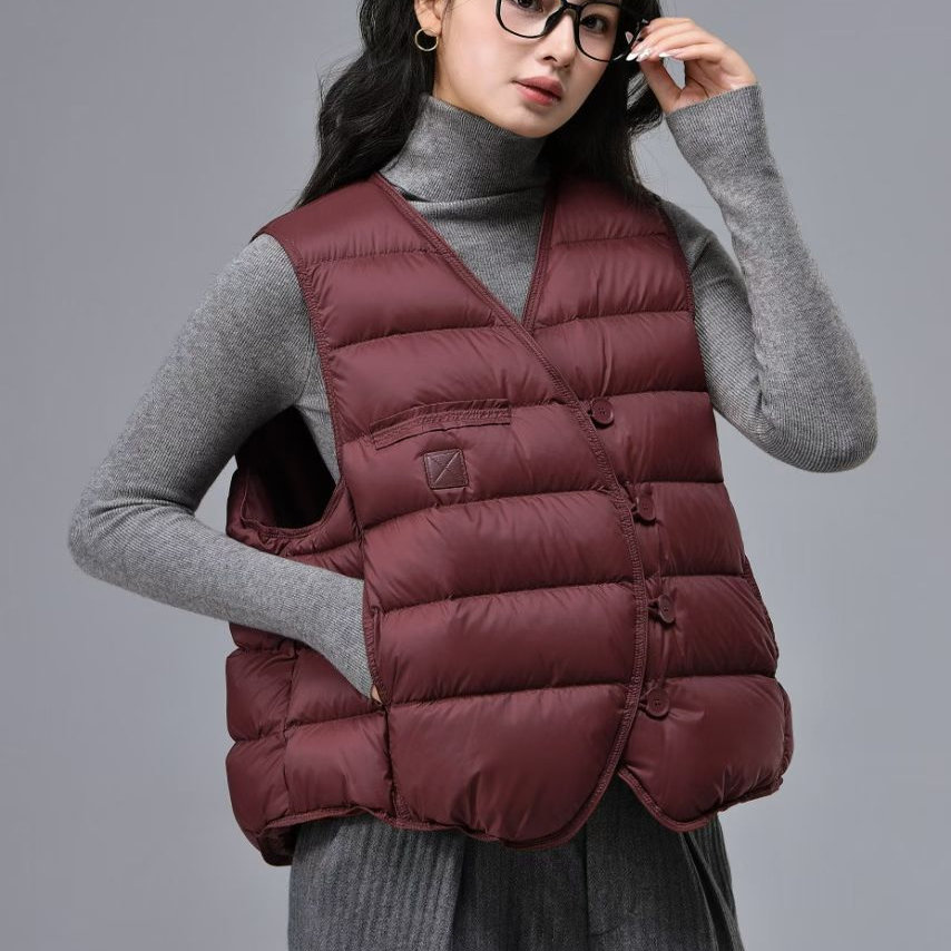 90白鸭绒轻薄羽绒服马甲短外套女