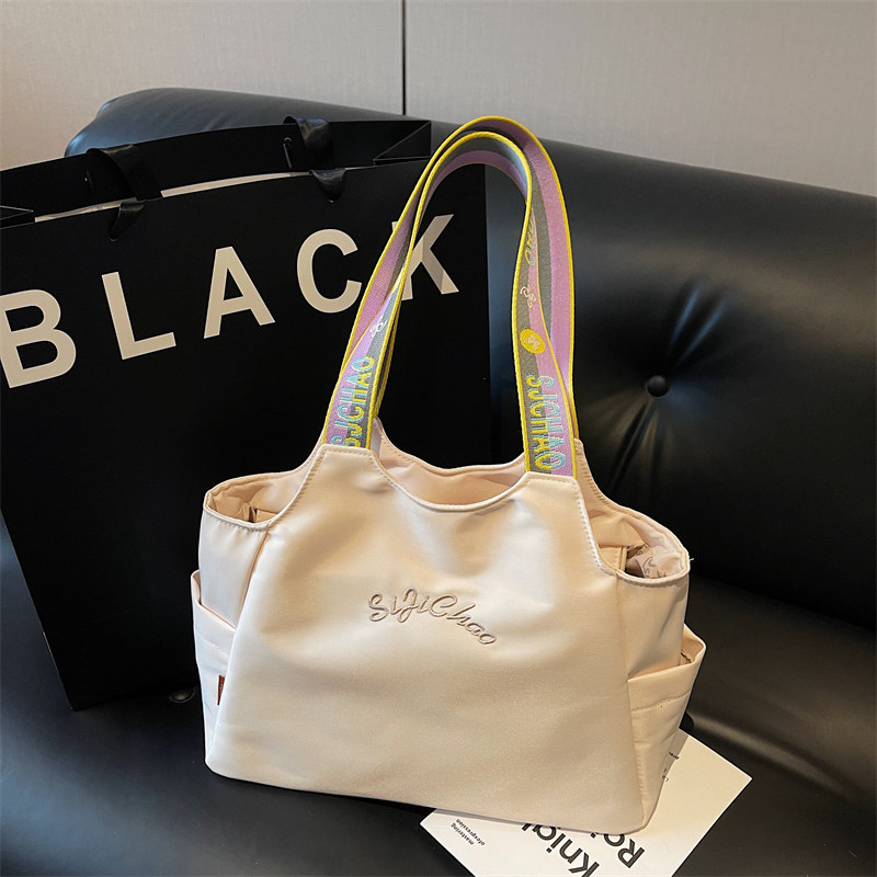 帆布包定制2026新款尼龙托特包女大容量手提通勤包百搭单肩妈咪包