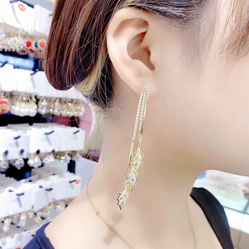 新款显瘦树叶流苏耳坠女气质长款耳环小众感百搭耳饰